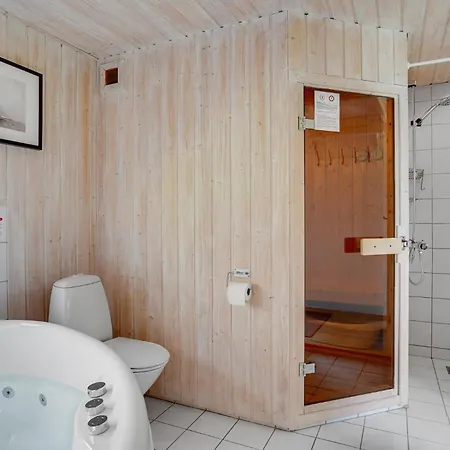 2 Bedroom Gorgeous Home In Ebeltoft Tatil Evi