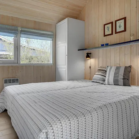 2 Bedroom Gorgeous In Holiday home Ebeltoft
