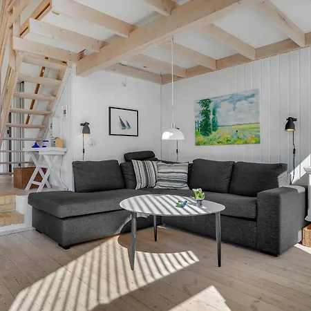 Tatil Evi 2 Bedroom Gorgeous Home In Ebeltoft