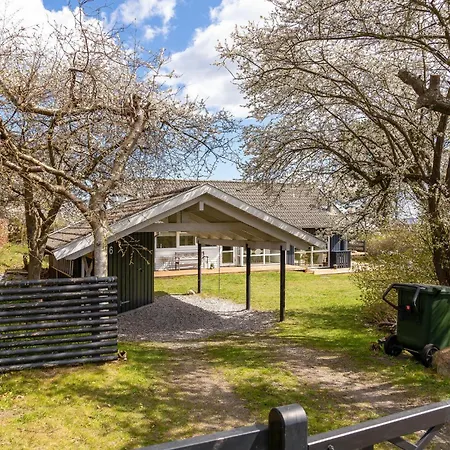 2 Bedroom Gorgeous Home In Ebeltoft